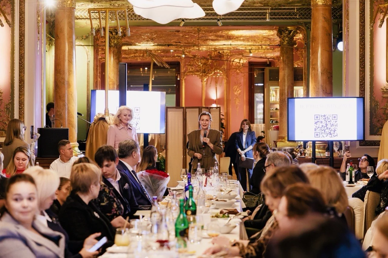 Арт-ужин Savoy и показ российской моды Noele Boutique Арт-ужин Savoy и показ российской моды Noele Boutique